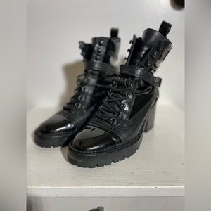 THE KOOPLES women’s black patent and leather combat boots Size 36